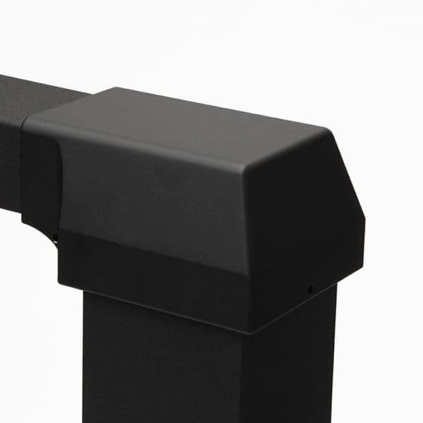 DK_ContinuousTopRailBracket_EndInstalled_web-2